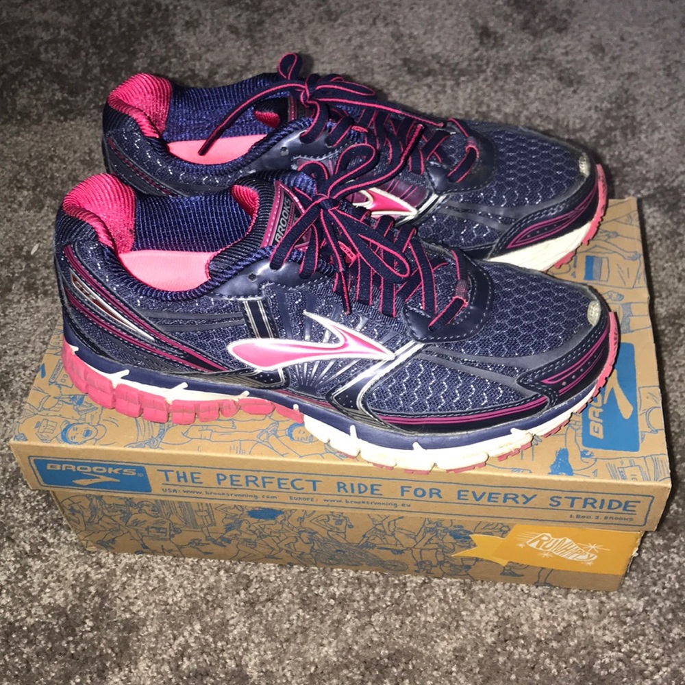 Brooks adrenaline